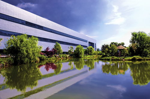 內(nèi)外兼修 善作善成 云南中煙紅塔集團(tuán)昭通卷煙廠的發(fā)展之路與云南房地產(chǎn)的借鑒意義